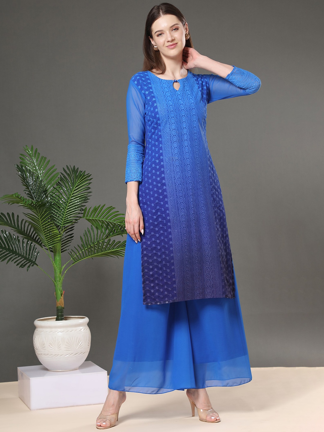 

BLACK SCISSOR Ethnic Motifs Embroidered Keyhole Neck Straight Kurta, Blue