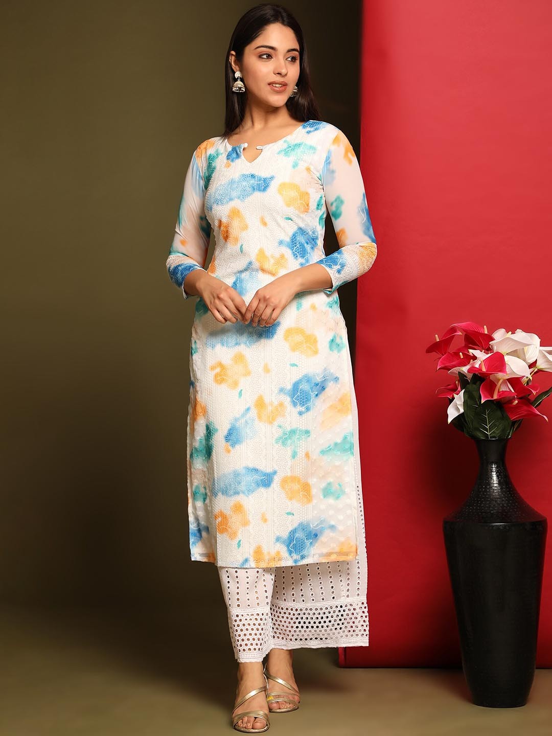 

BLACK SCISSOR Ethnic Motifs Embroidered Keyhole Neck Straight Kurta, Blue