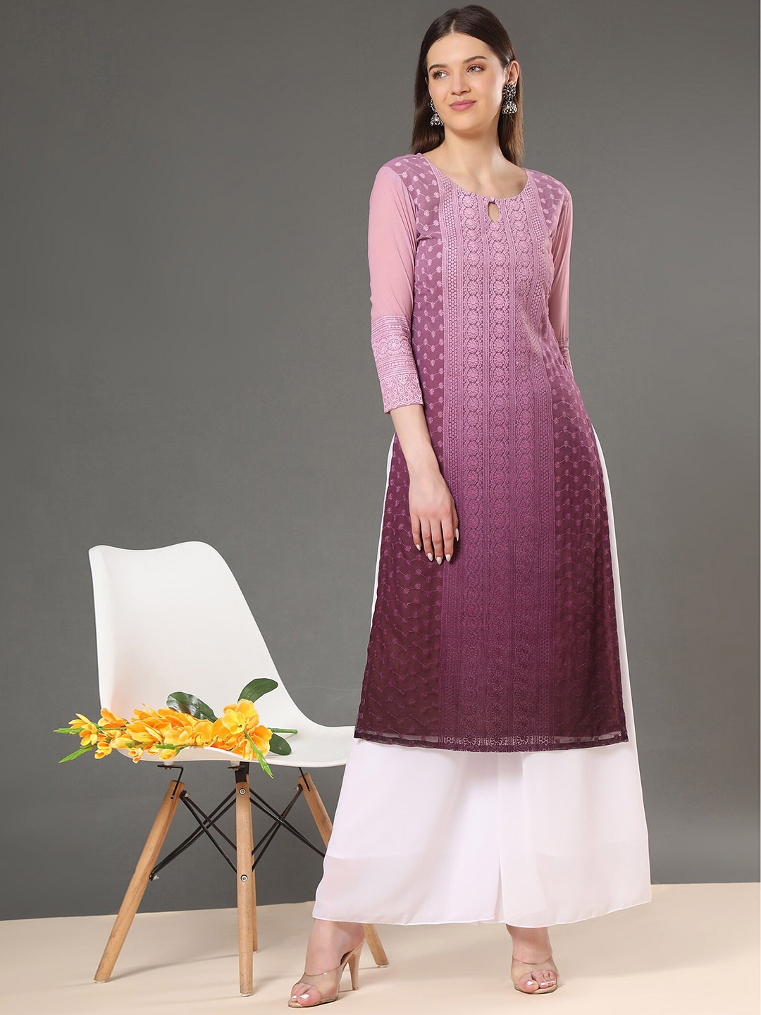 

BLACK SCISSOR Ethnic Motifs Embroidered Keyhole Neck Straight Kurta, Purple