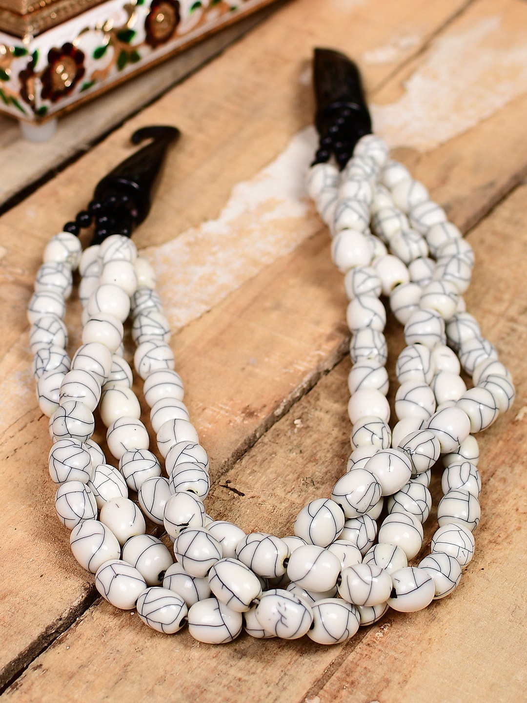 

Bamboo Tree Jewels Beaded Twisted Necklace, White