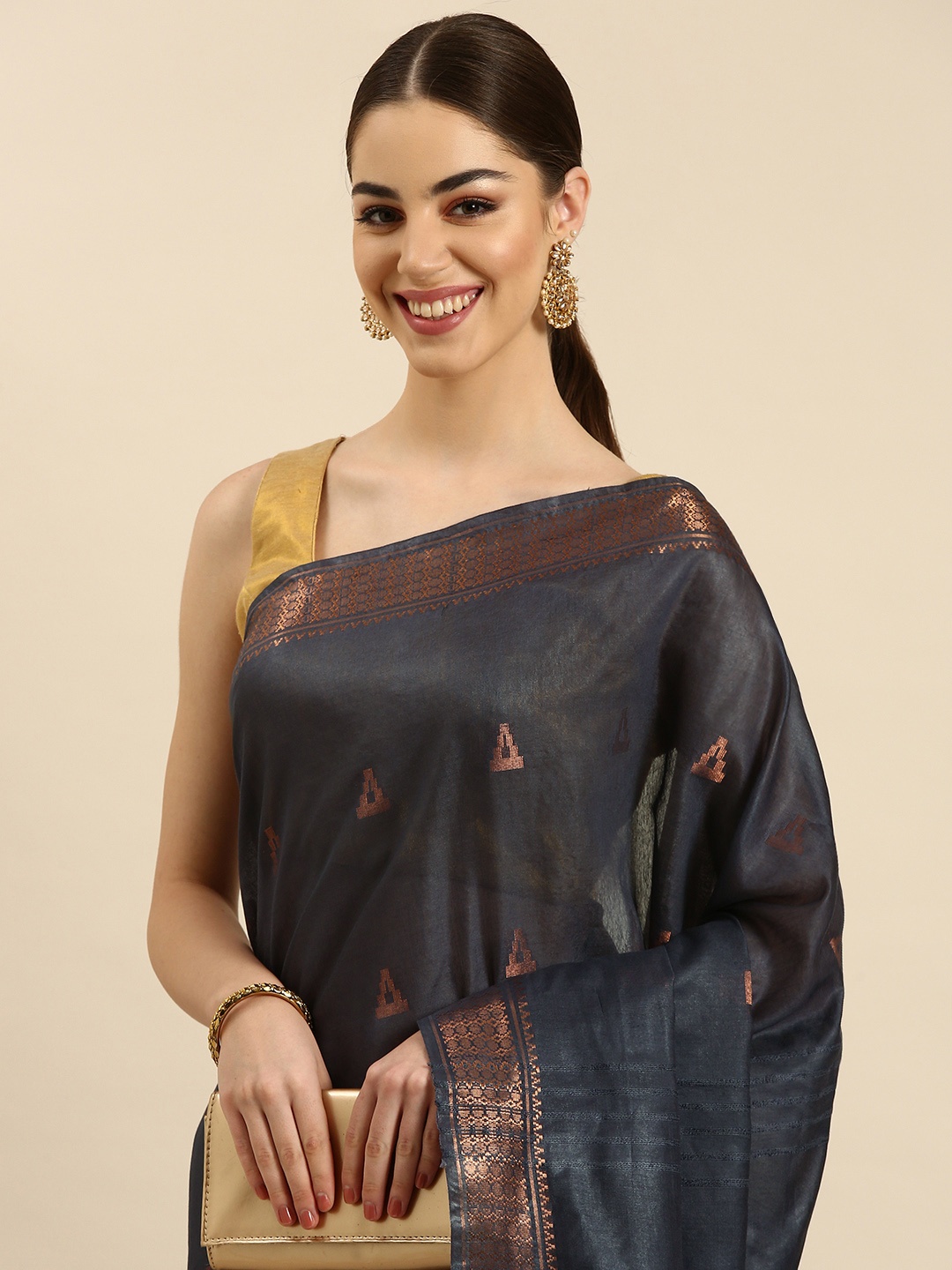 

swatika Zari Silk Blend Muga Saree, Grey