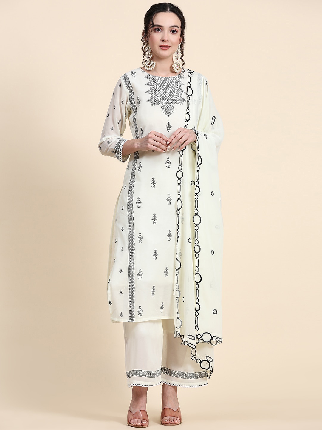 

BLACK SCISSOR Ethnic Motifs Printed Regular Kurta With Salwar & Dupatta, White