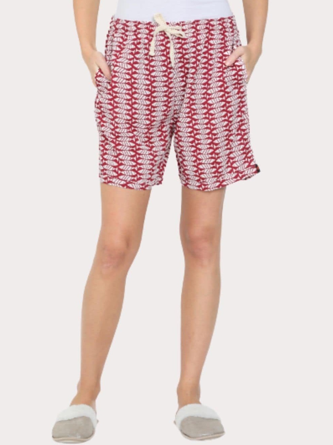 

Bareblow Women Printed Outdoor Shorts, Maroon