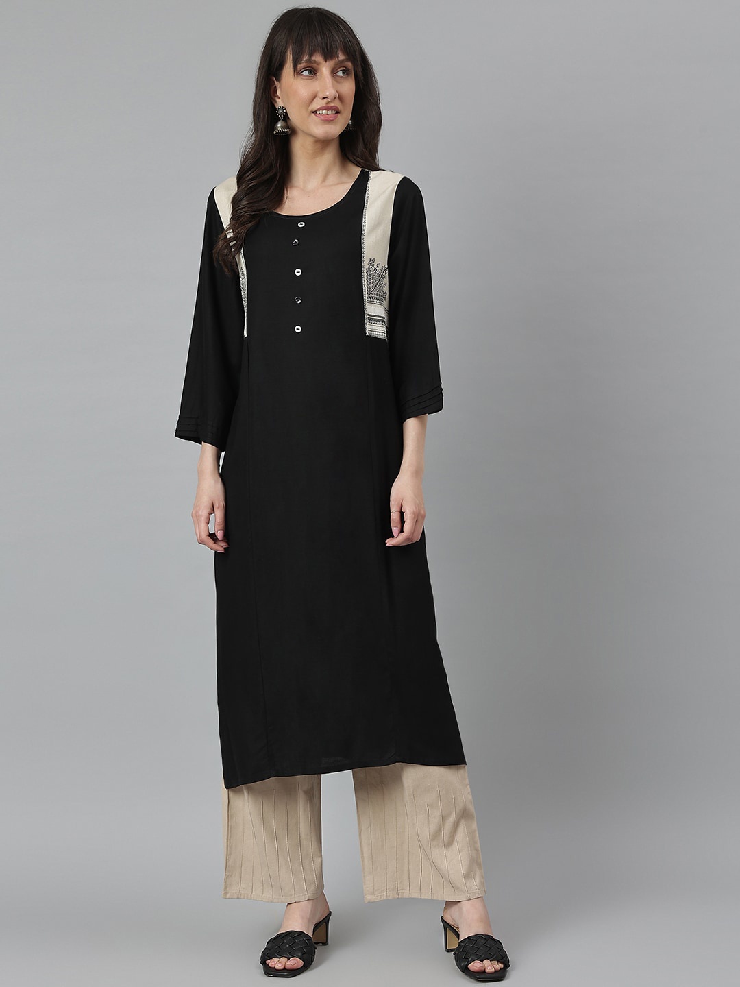 

KALINI Ethnic Motifs Printed Round Neck Regular Kurta, Black