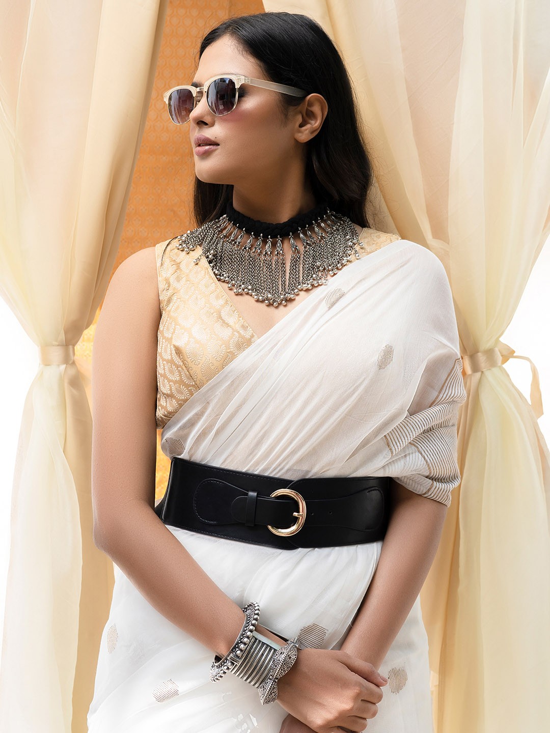 

TEEJH Ethnic Motifs Woven Design Saree, Off white