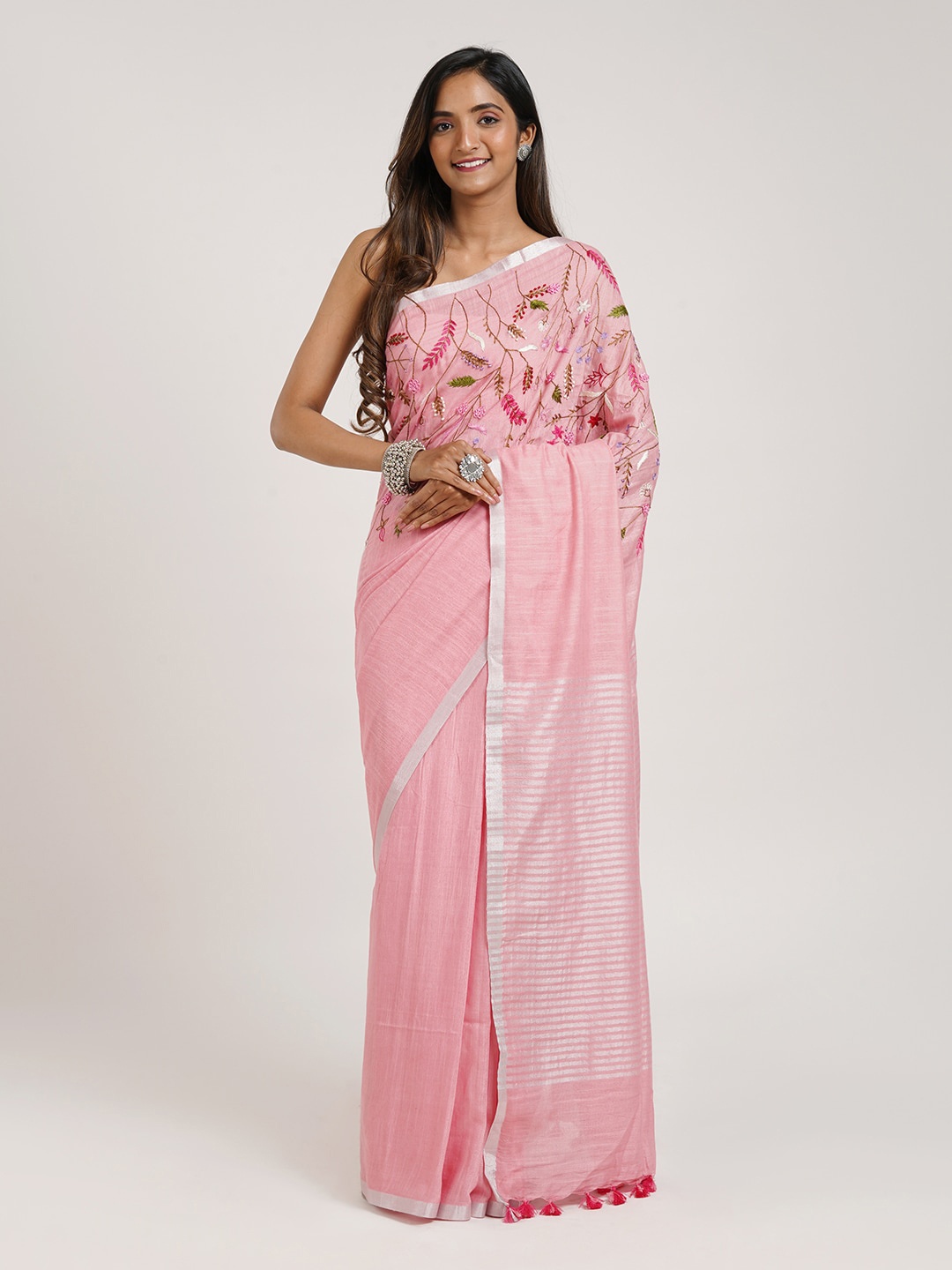 

TEEJH Floral Embroidered Linen Blend Saree, Pink