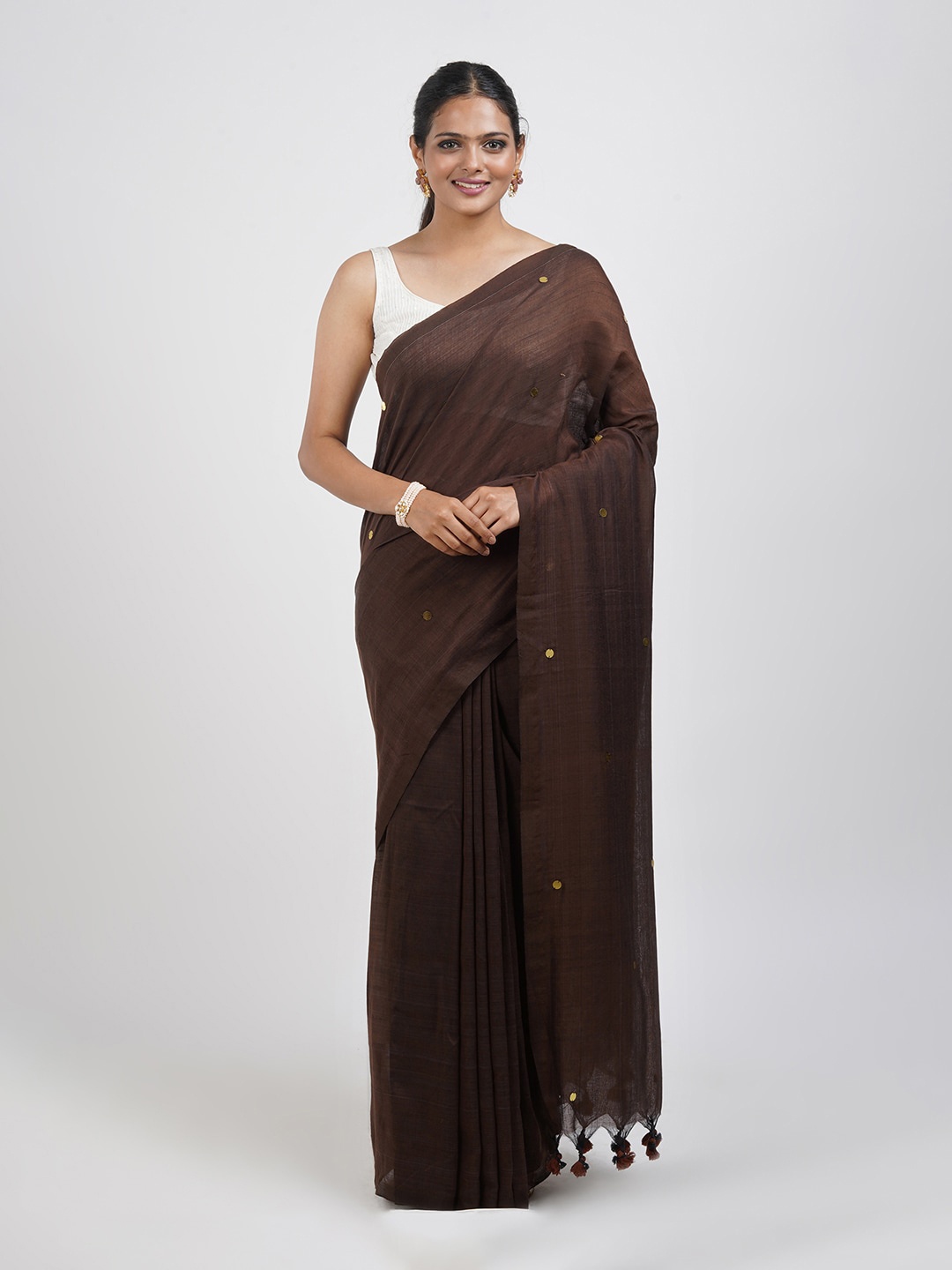 

TEEJH Mirror Work Embellished Pure Cotton Saree, Brown