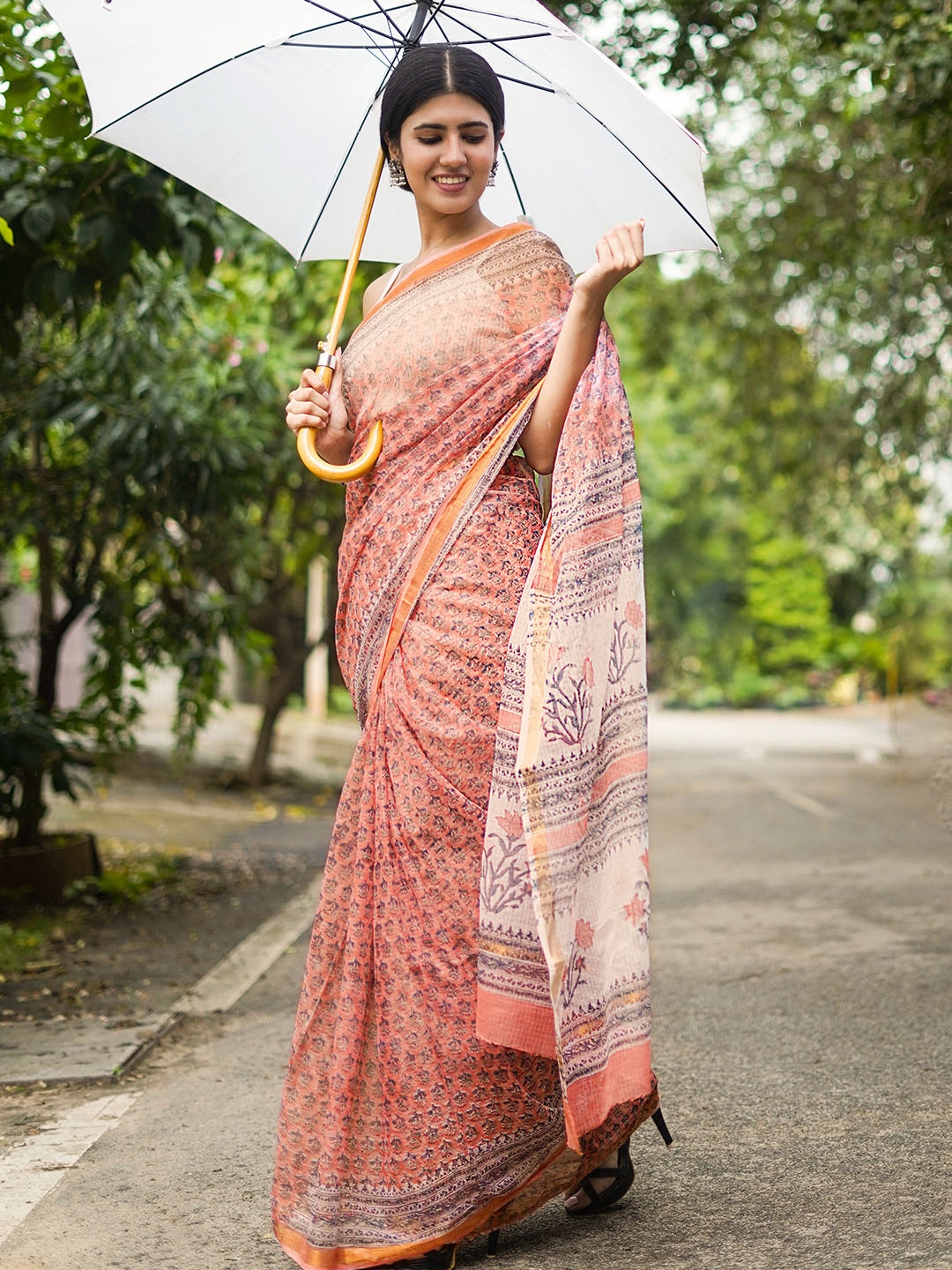 

TEEJH Ethnic Motifs Printed Kota Saree, Pink