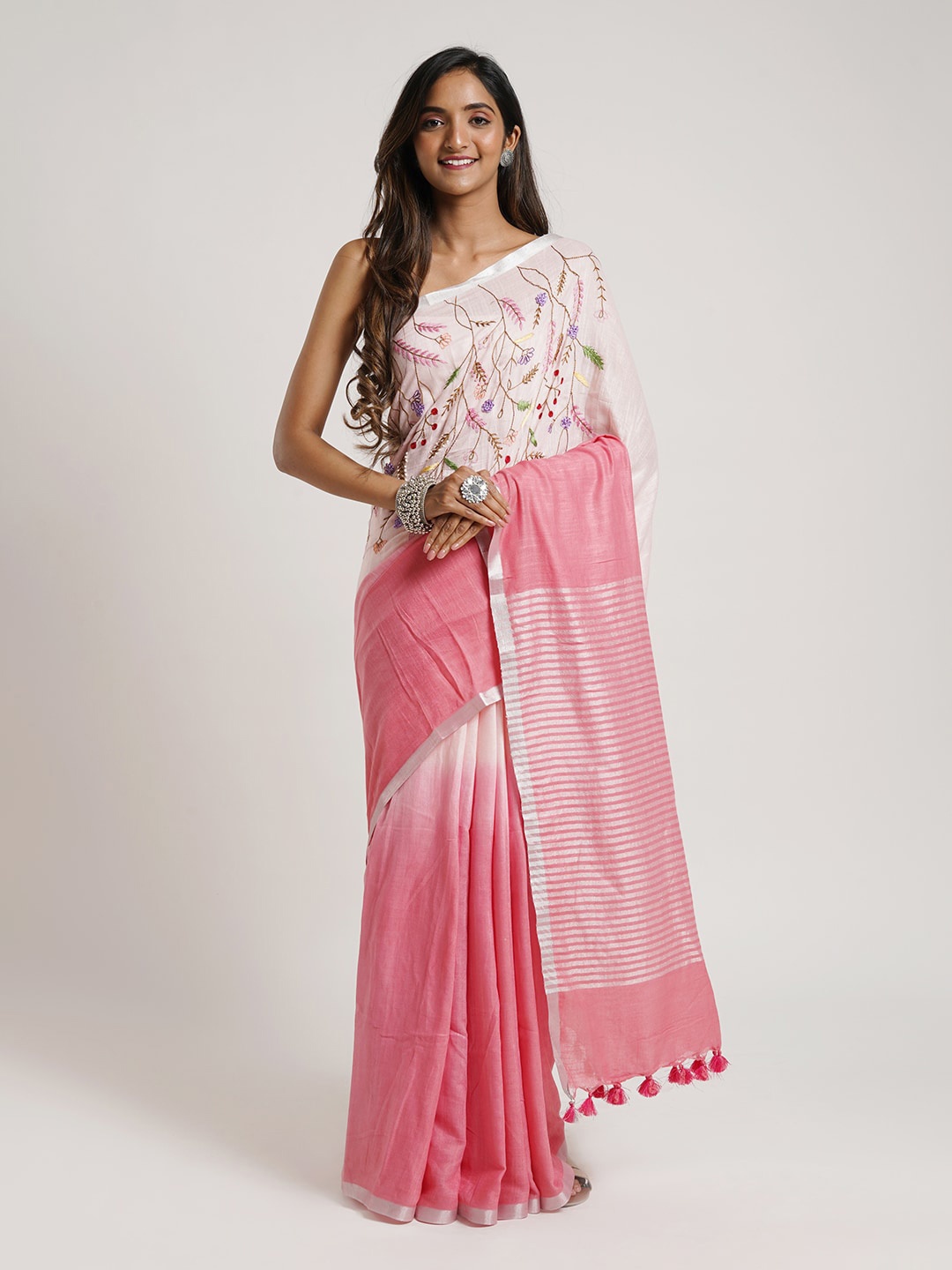 

TEEJH Floral Embroidered Zari Saree, Pink