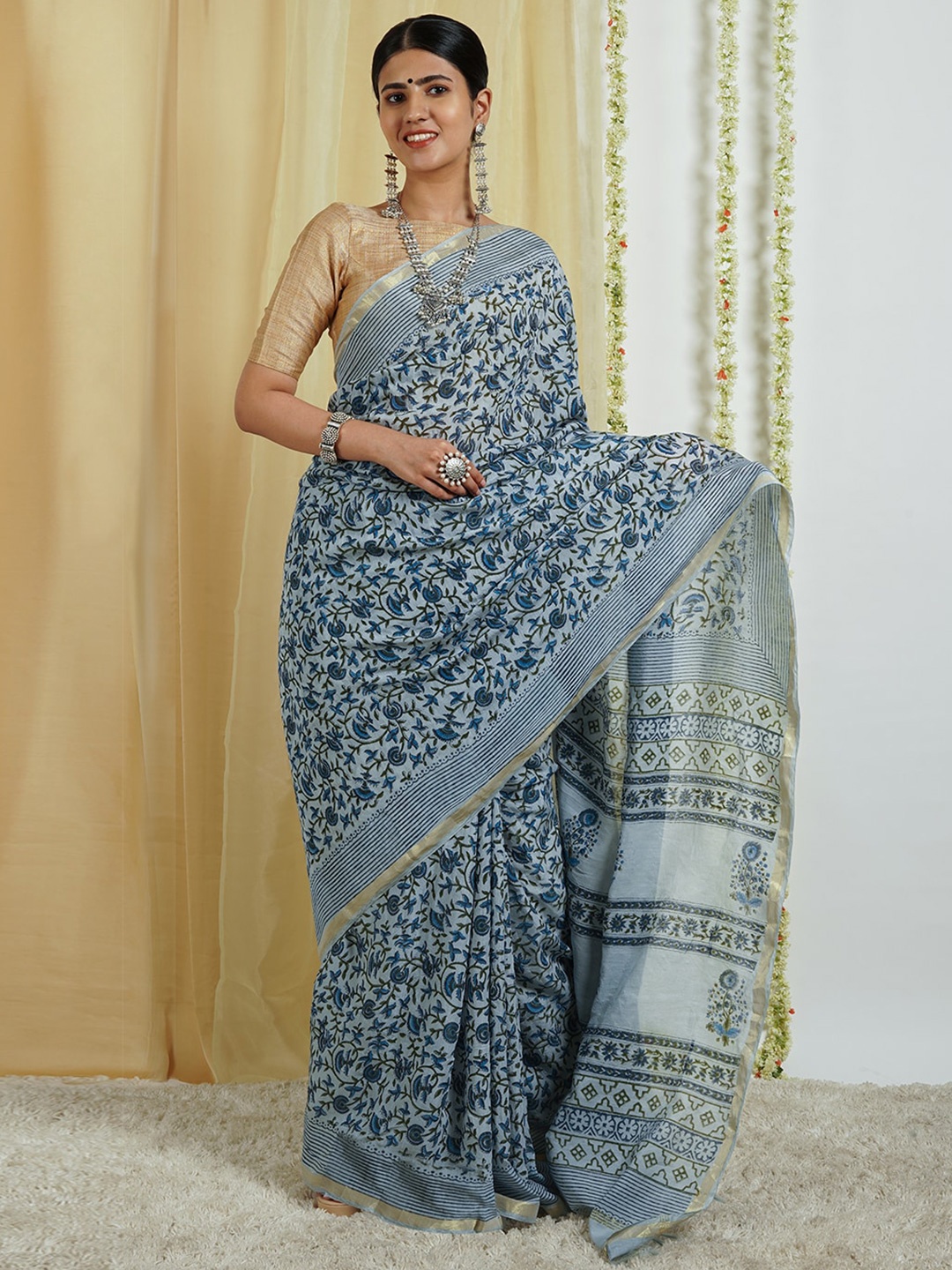 

TEEJH Floral Printed Zari Silk Cotton Chanderi Saree, Blue
