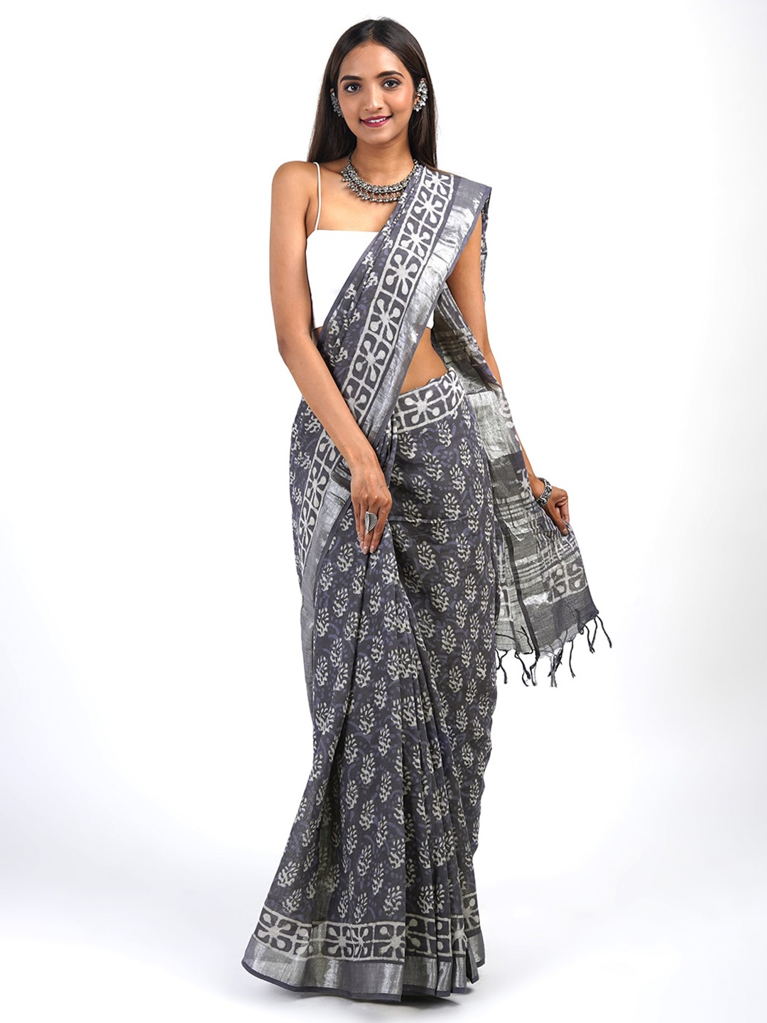 

TEEJH Ethnic Motifs Woven Design Zari Saree, Grey