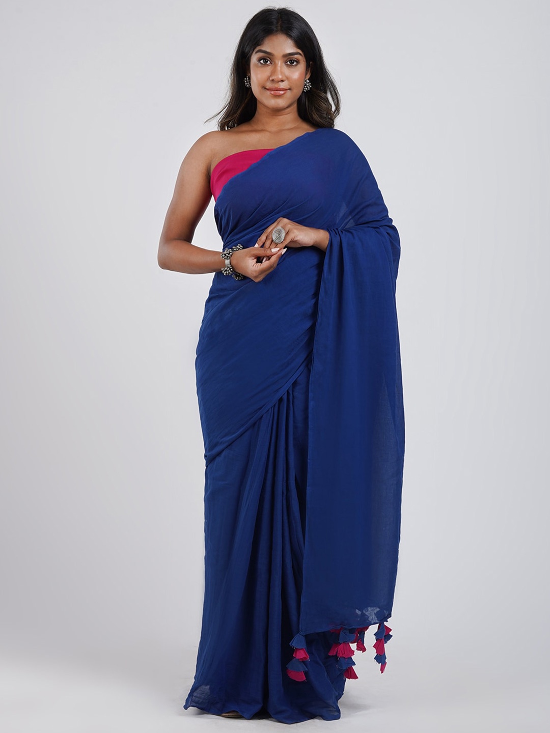 

TEEJH Tasseled Pure Cotton Saree, Blue