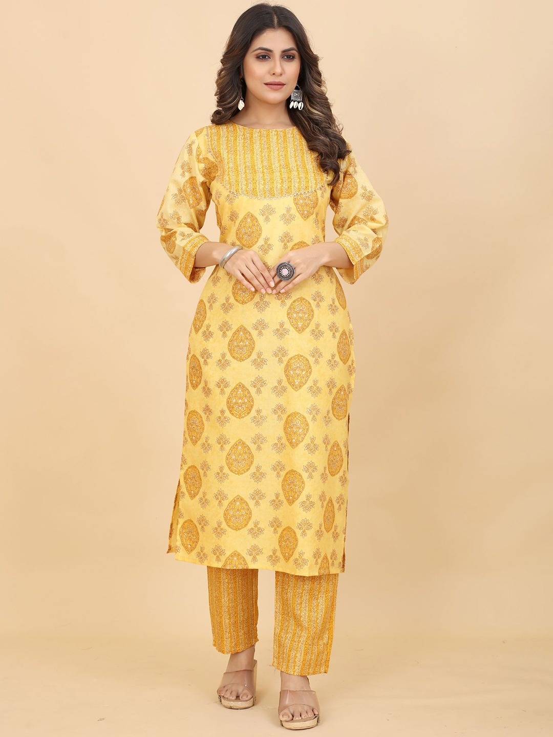 

PREMROOP- THE STYLE YOU LOVE Floral Printed Gotta Patti Kurta with Trousers, Yellow