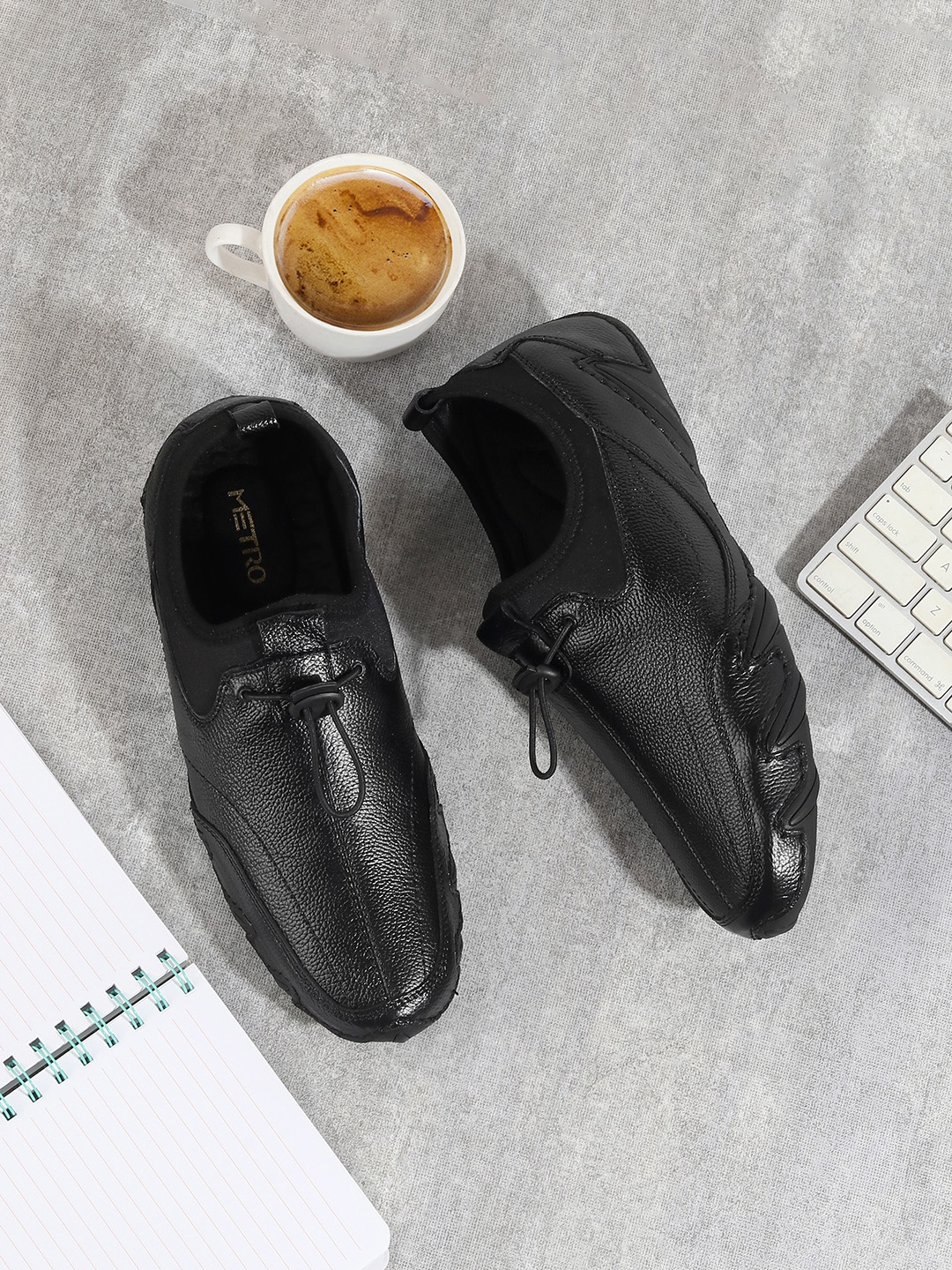 

Metro Men Leather Comfort Insole Basics Slip-On Sneakers, Black