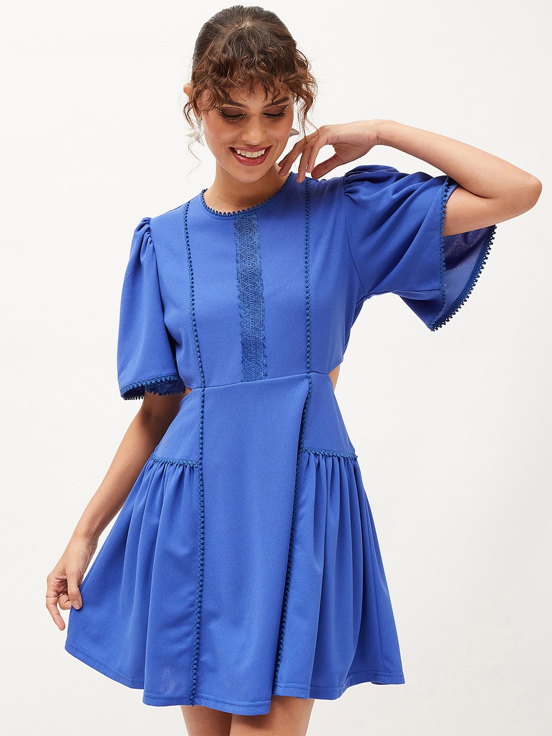 

SASSAFRAS Round Neck Cut Out A-Line Dress, Blue