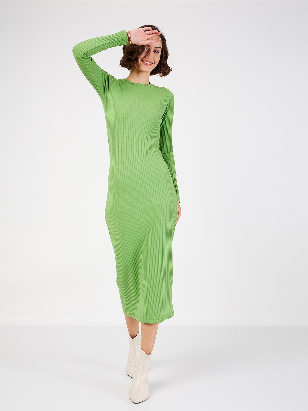 

SASSAFRAS Green Ribbed Sheath Midi Dress