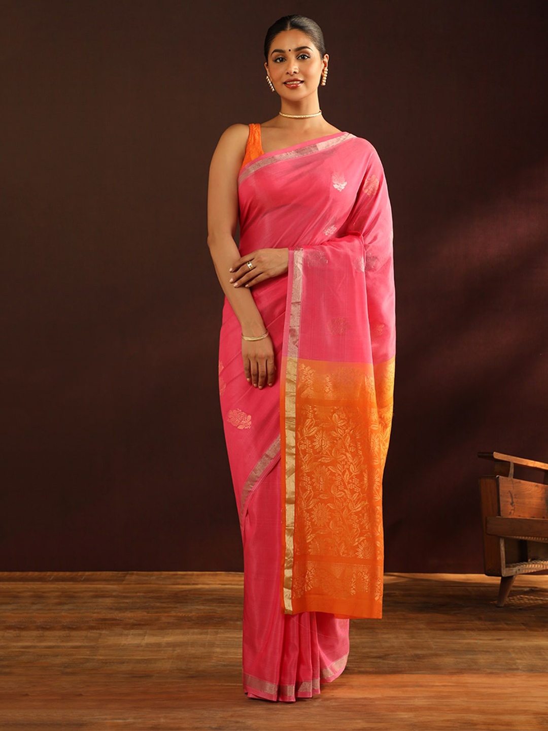 

Taneira Ethnic Motifs Woven Design Zari Pure Silk Saree, Pink