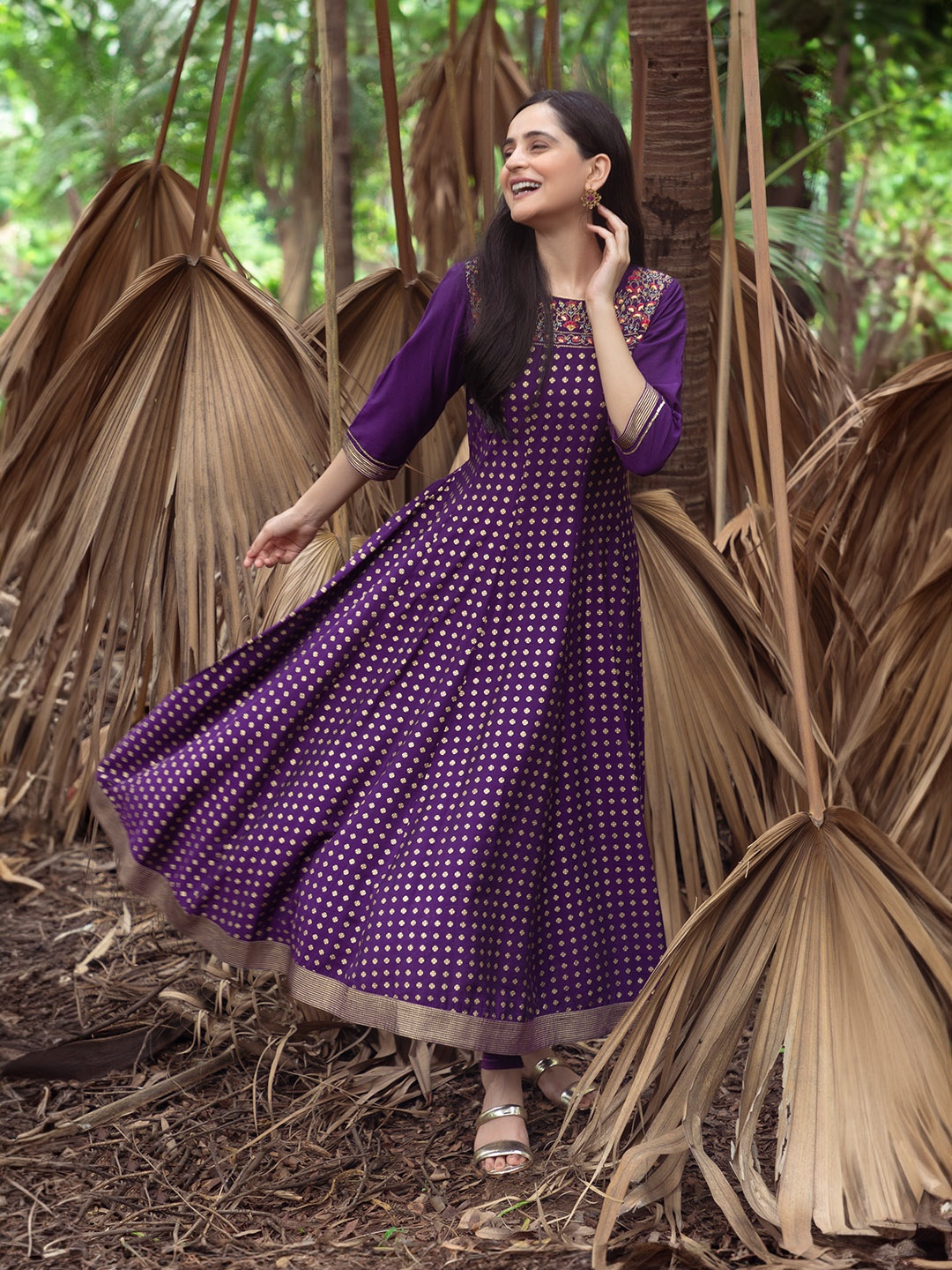 

AURELIA Ethnic Motifs Printed Thread Collar Kurta With Trousers & Dupatta, Purple