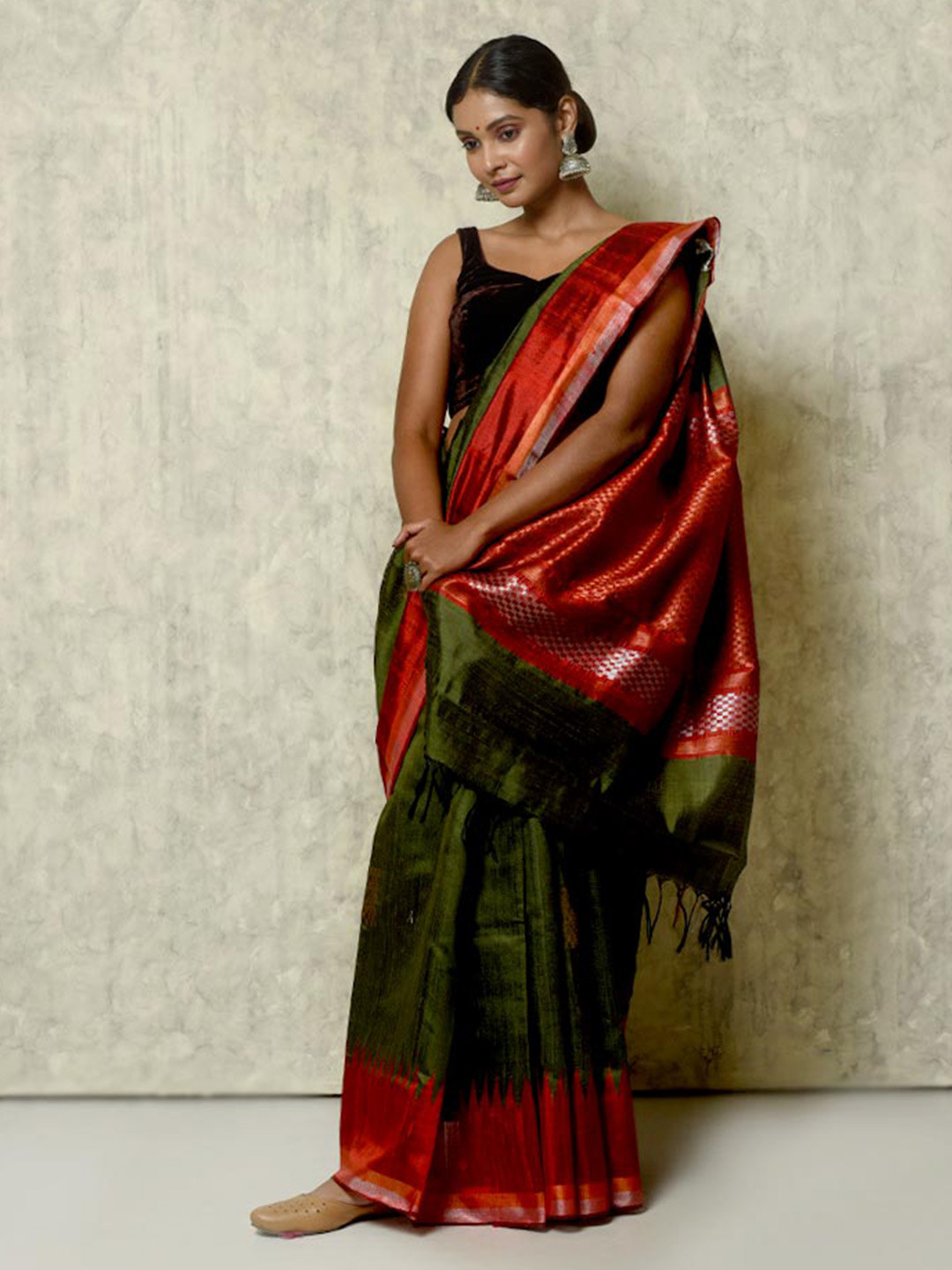 

AllSilks Woven Design Zari Silk Blend Saree, Green