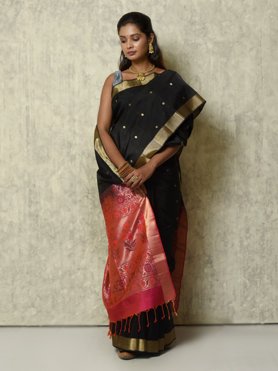 

AllSilks Ethnic Motif Zari Arni Pure Silk Kanjeevaram Saree, Black