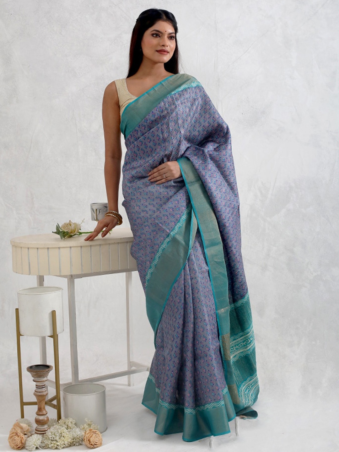 

AllSilks Ethnic Motifs Zari Silk Blend Tussar Saree, Grey