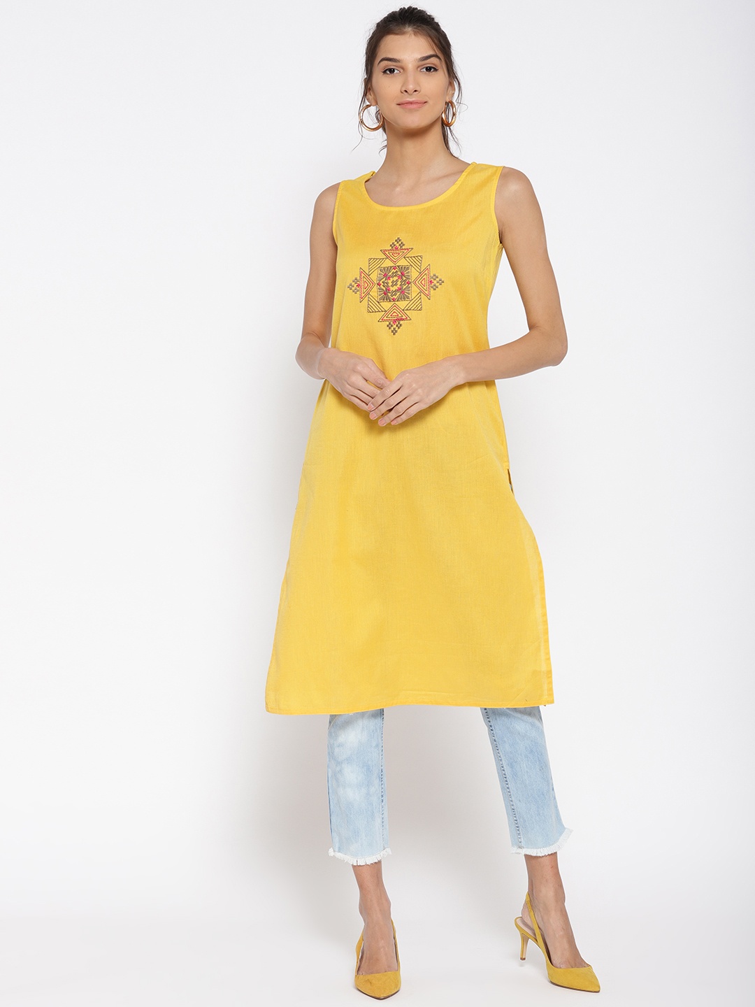 

RANGMANCH BY PANTALOONS Women Yellow Solid Straight Kurta