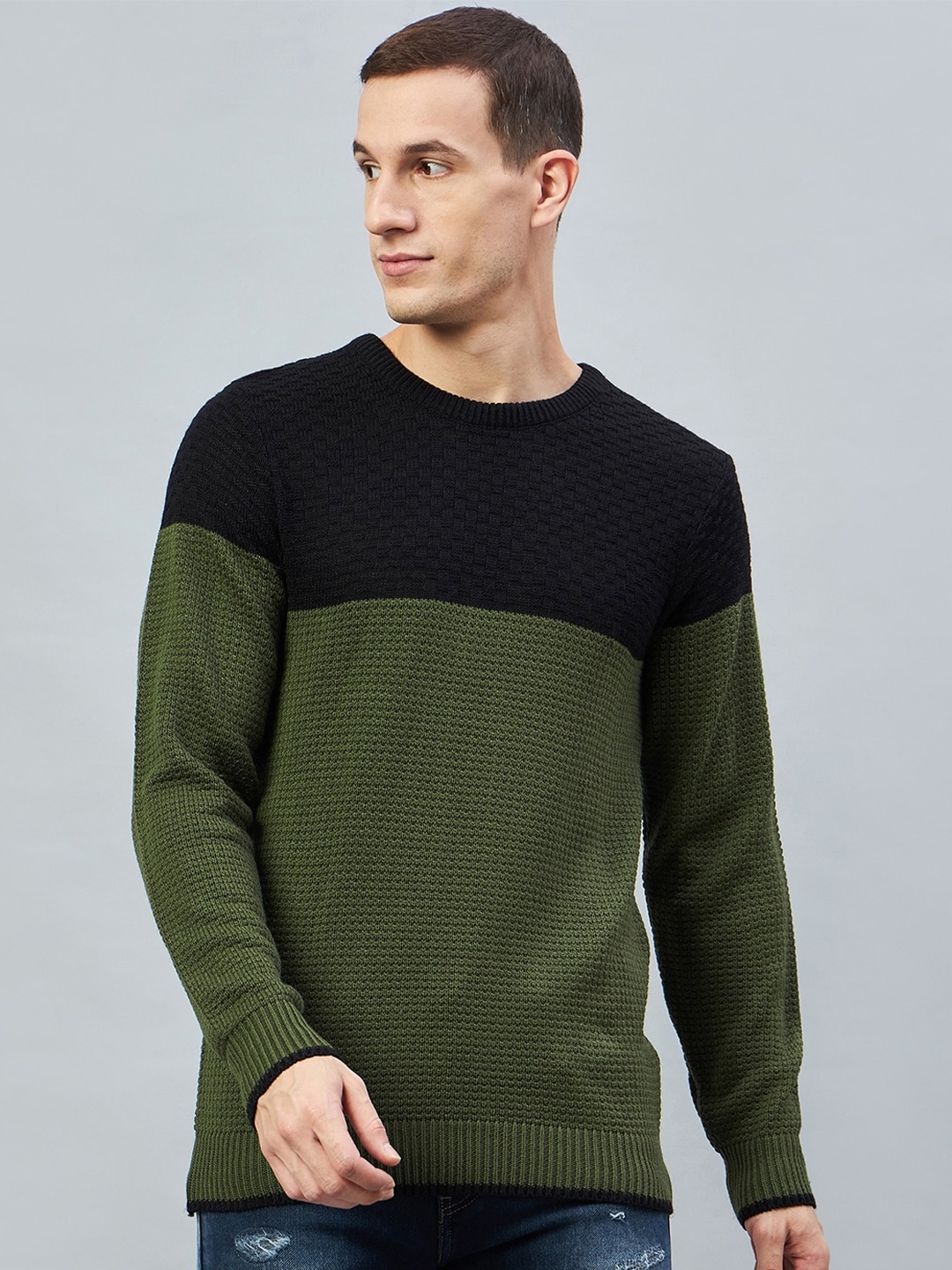 

Club York Colourblocked Acrylic Pullover Sweaters, Olive