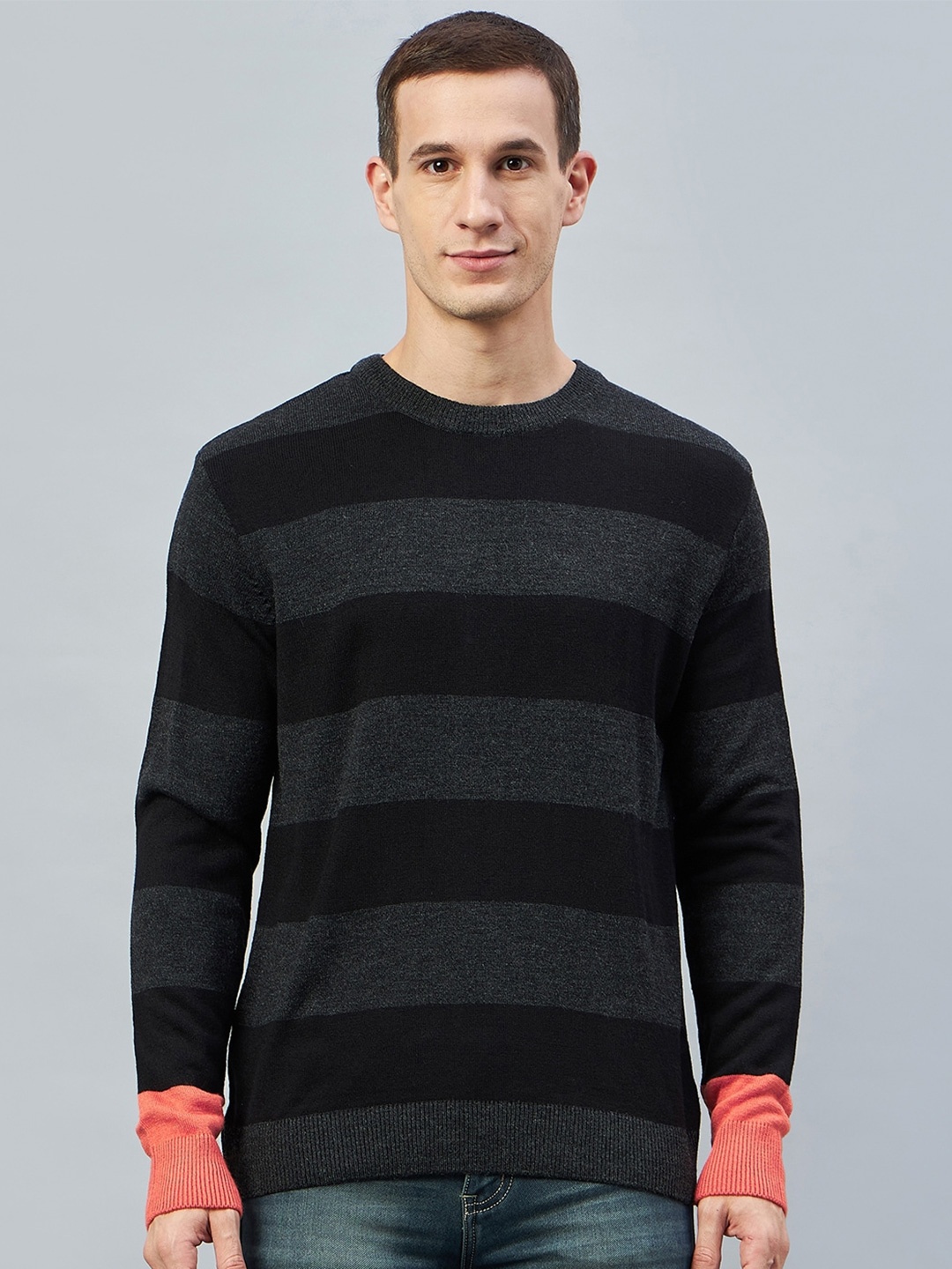 

Club York Colourblocked Acrylic Pullover, Black