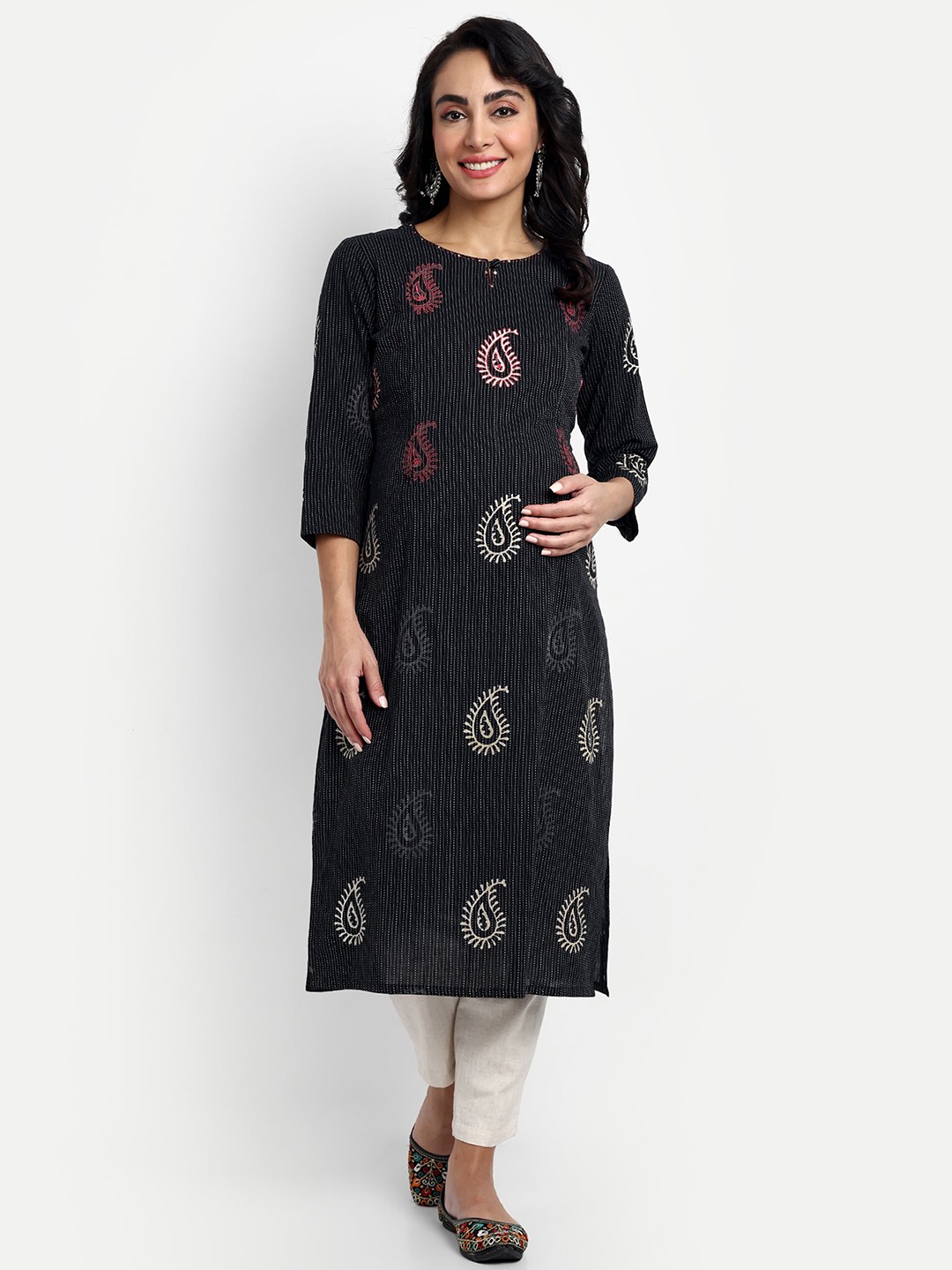

mumzhug Ethnic Motifs Printed Pure Cotton Maternity & Feeding Kurta, Black