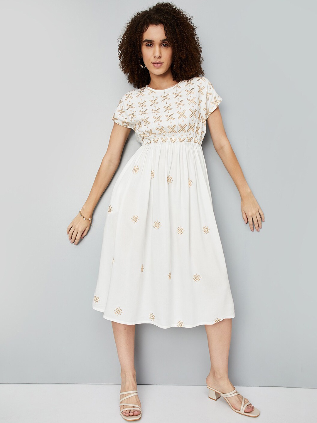 

max Embroidered Fit &Flare Midi Dress, Off white