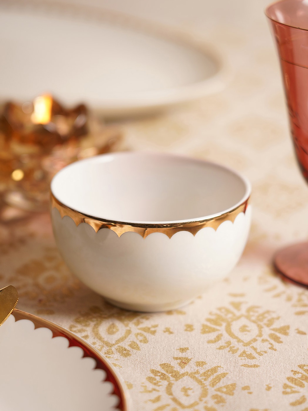 

Pure Home and Living White & Gold-Toned 2 Pieces Ceramic Glossy Bowls