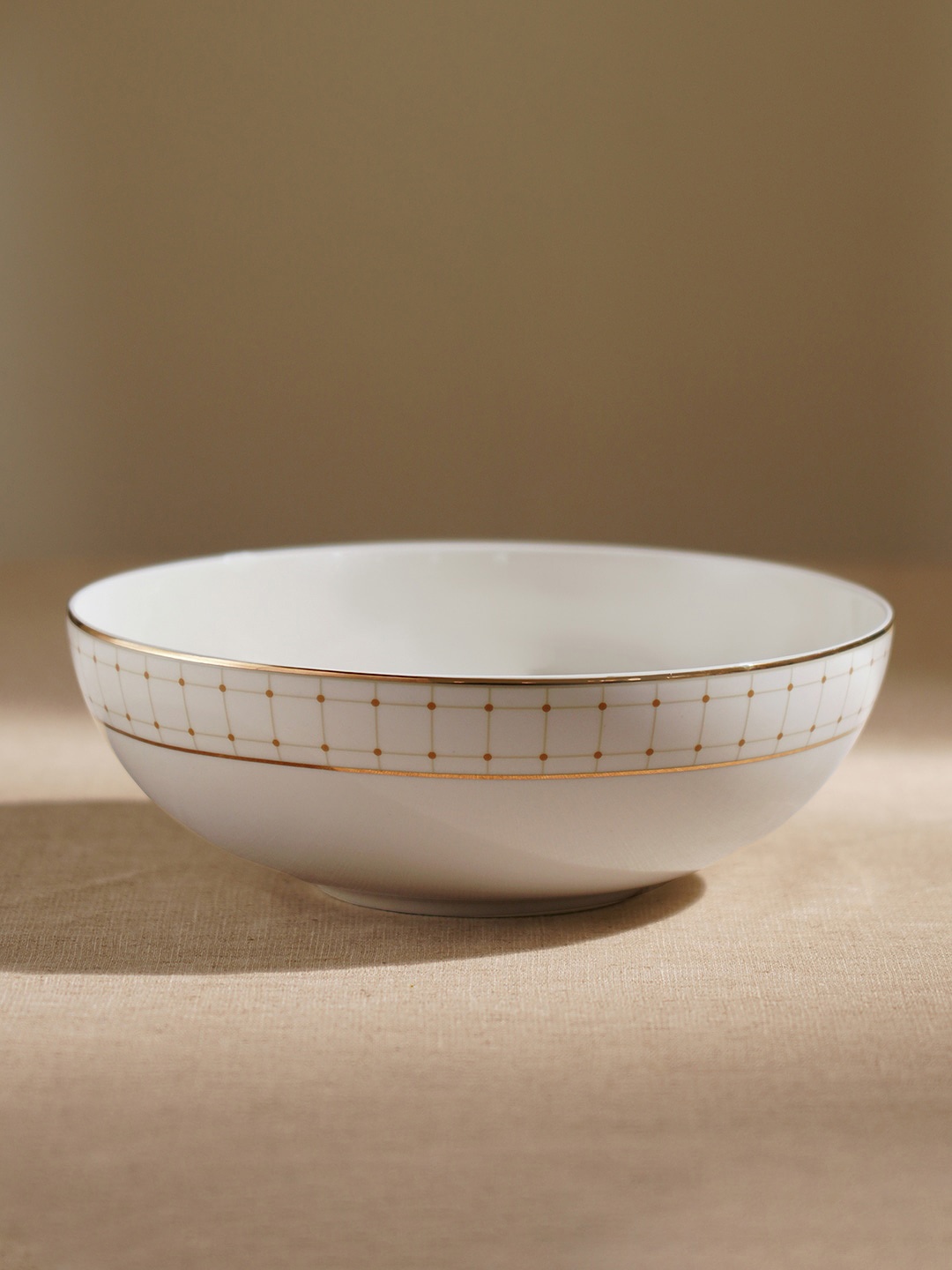 

Pure Home and Living White Criss Cross Detail Ceramic Serving Bowl