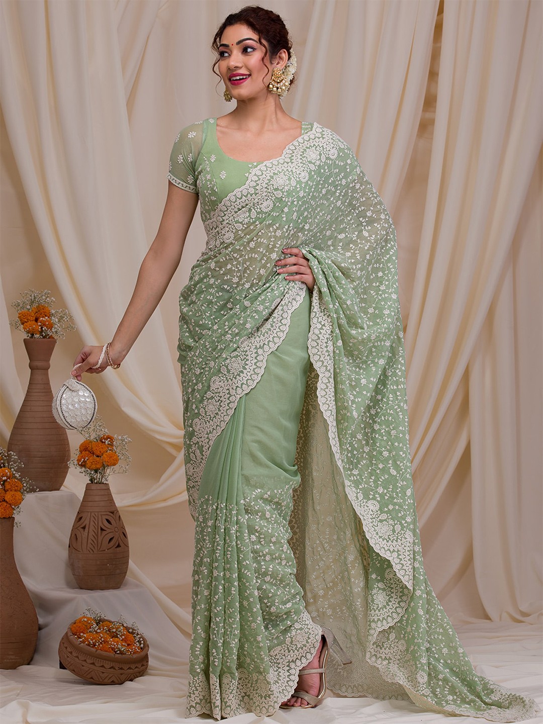 

Koskii Embellished Embroidered Saree, Green