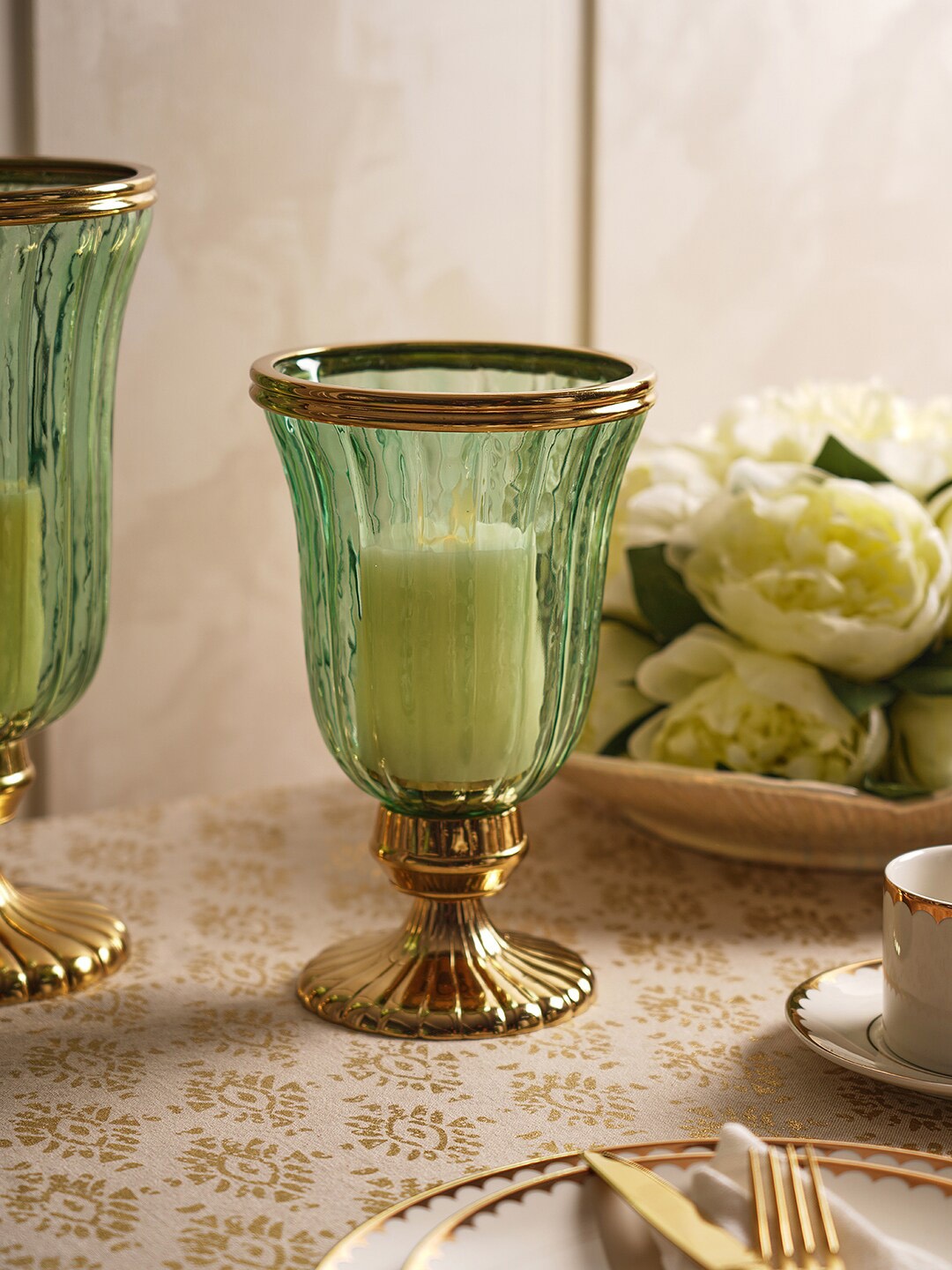 

Pure Home and Living Green & Gold-Toned Textured Clear Glass Hurricane Holder