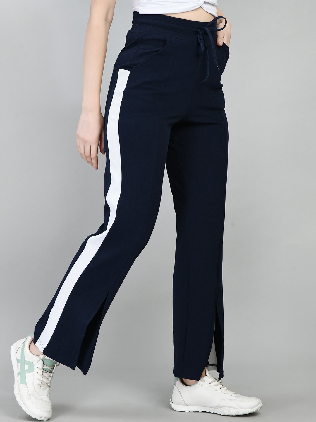 

Moshe Women Relaxed High-Rise Trousers, Blue