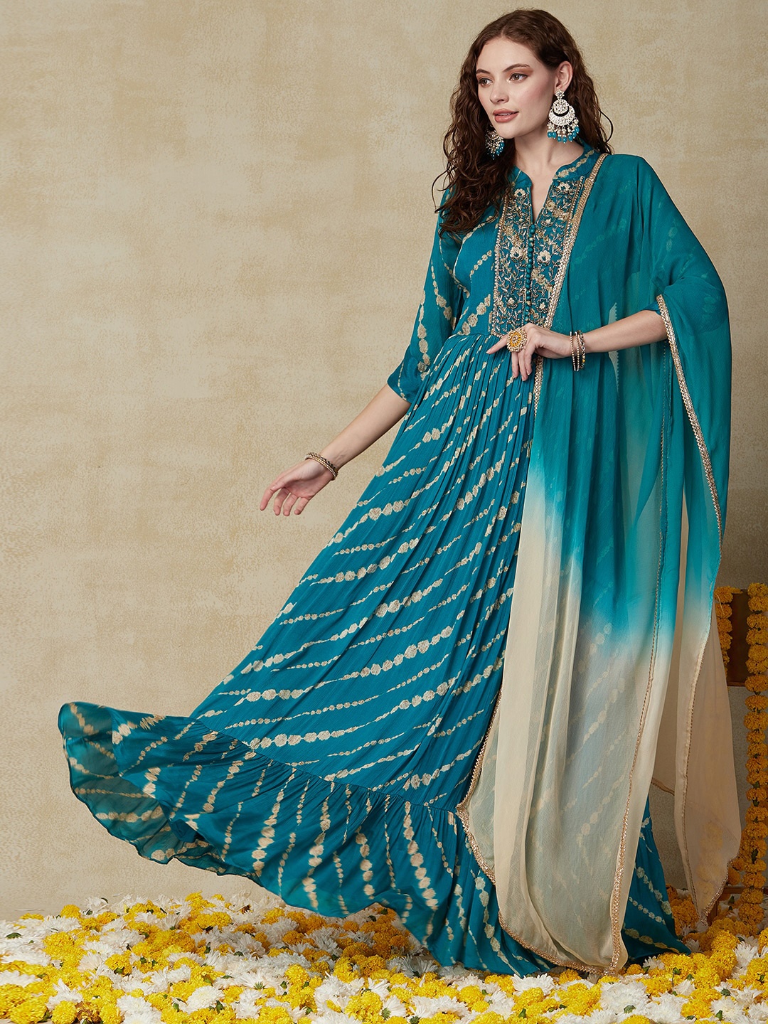 

FASHOR Green & Beige Tie and Dye Maxi Ethnic Dress & Dupatta