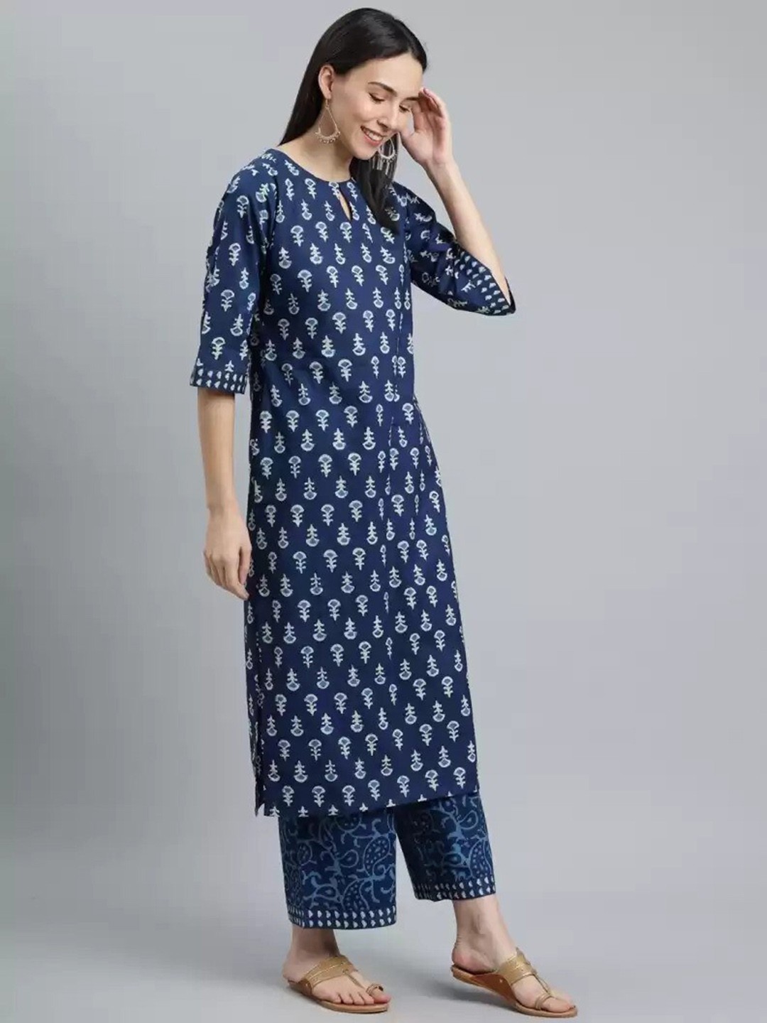 

KALINI Ethnic Motifs Printed Regular Kurta with Trousers, Navy blue