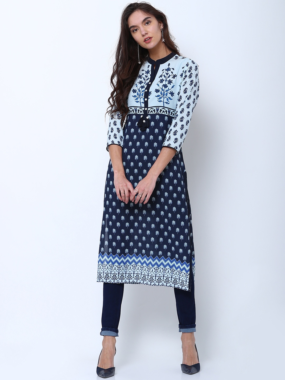 

Vishudh Women Navy Blue Printed Straight Kurta