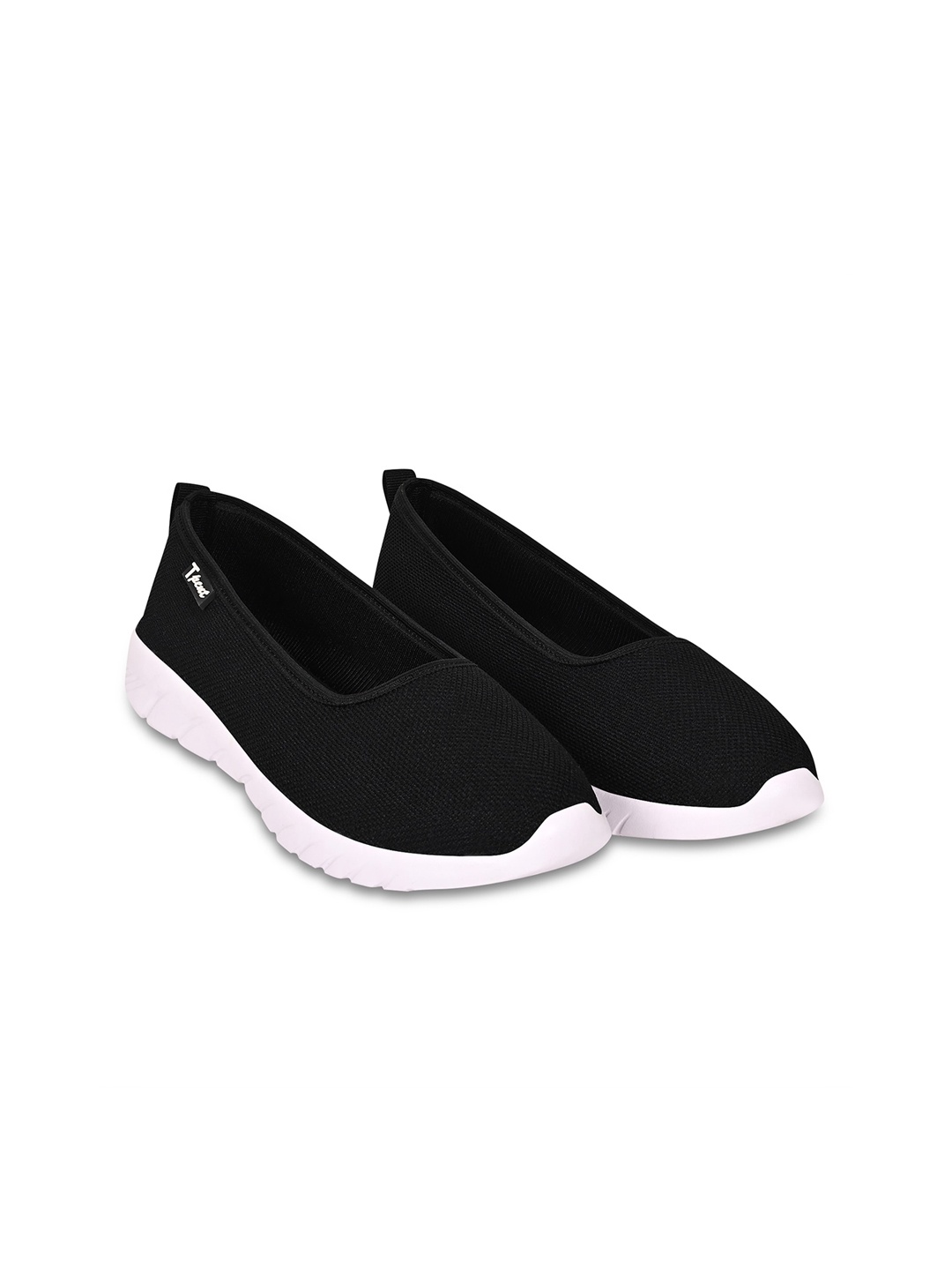 

TPENT Women Lightweight Mesh Padded Insole Contrast Sole Slip-On Sneakers, Black