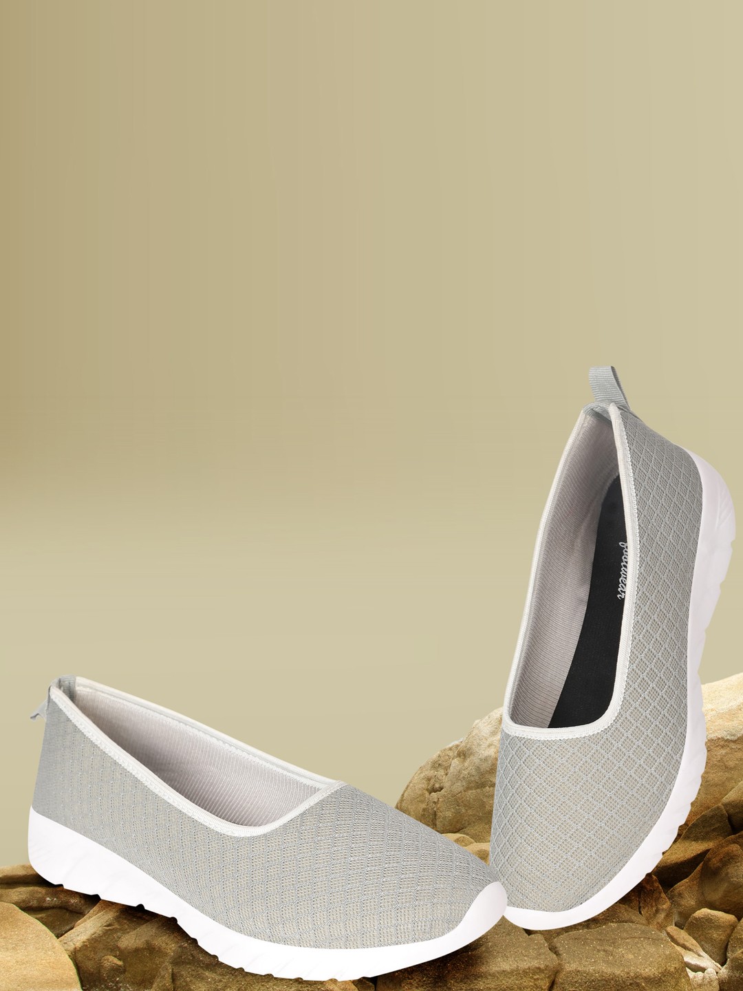 

TPENT Women Textured Lightweight Slip-On Sneakers, Grey