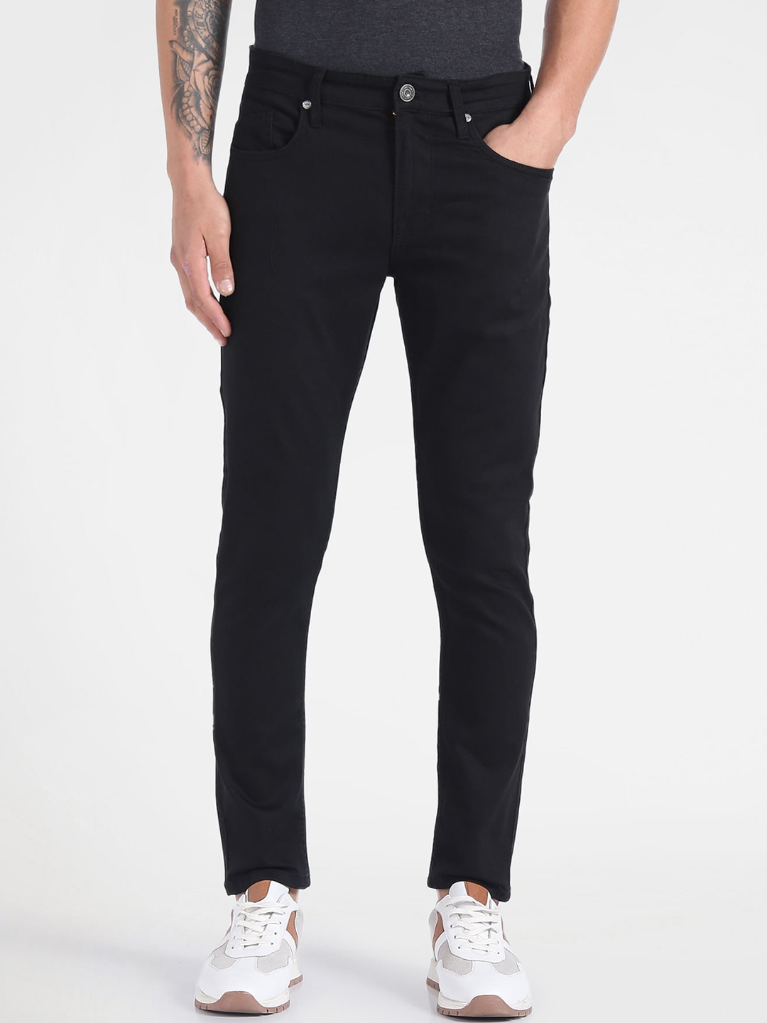 

Flying Machine Men Tapered Fit Clean Look Stretchable Jeans, Black