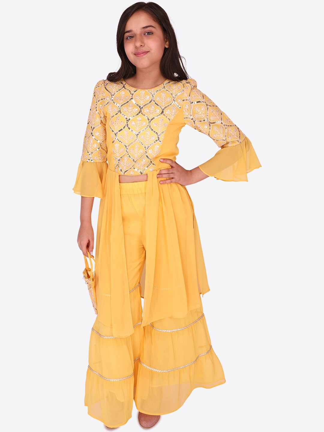

CUTECUMBER Girls Ethnic Motifs Embroidered & Sequined Kurta With Sharara, Yellow