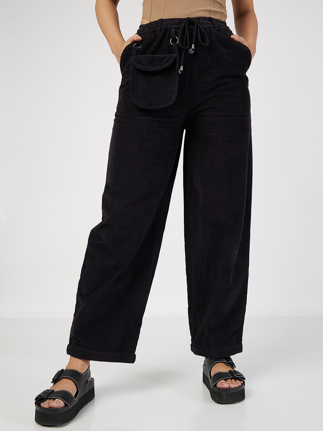 

SASSAFRAS Women Black Mid-Rise Straight Fit Pure Cotton Corduroy Trousers