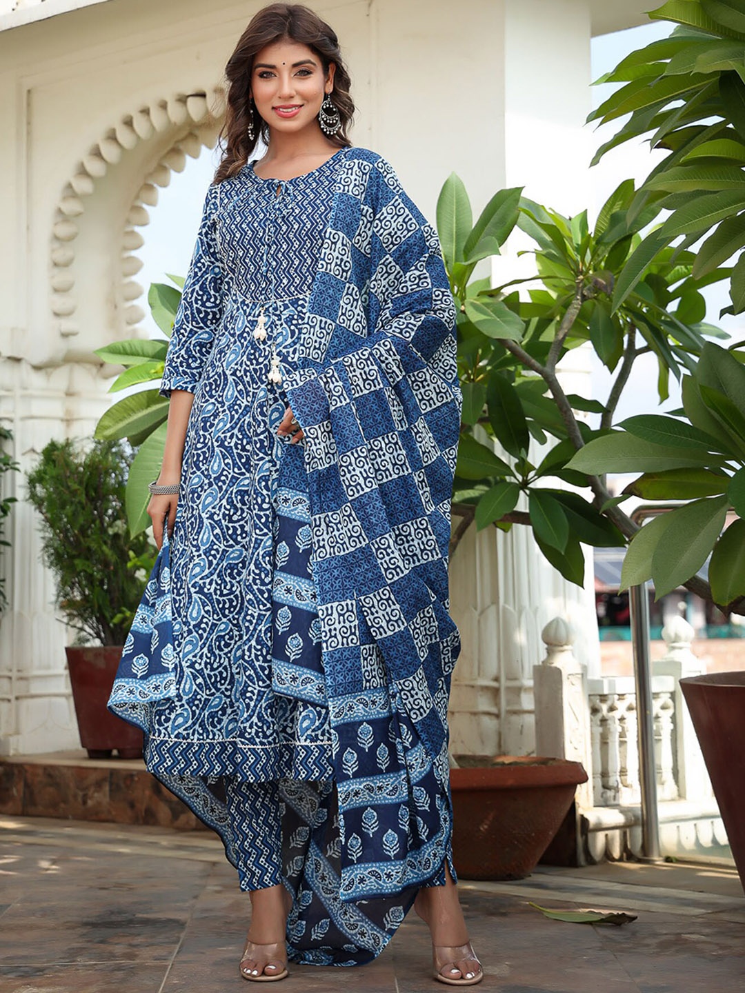 

Yufta Ethnic Motifs Printed Regular Pure Cotton Kurta With Trousers & Dupatta, Blue