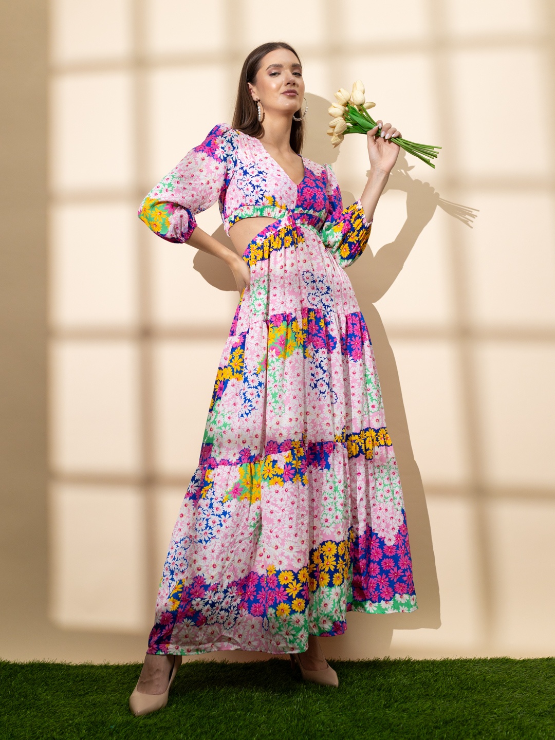 

Stylecast X Hersheinbox Floral Print Puff Sleeves Cut-Out Maxi Dress, Multi