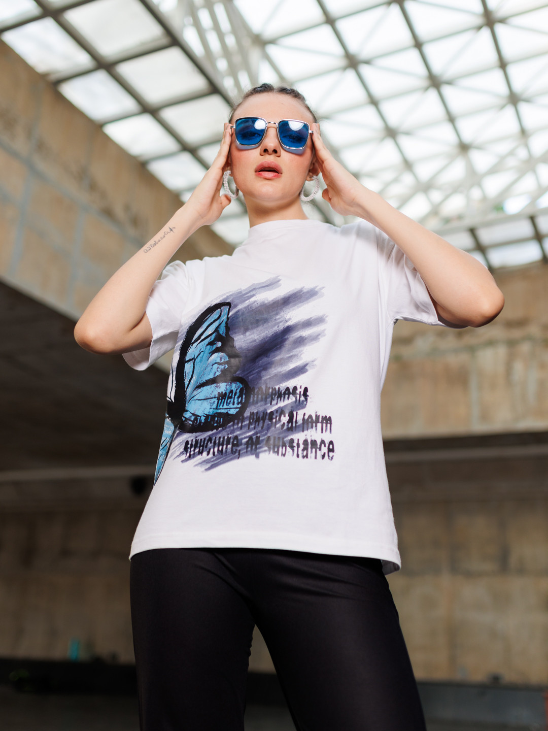 

Stylecast X Hersheinbox Printed High Neck Drop-Shoulder Sleeves Cotton Oversized T-shirt, White