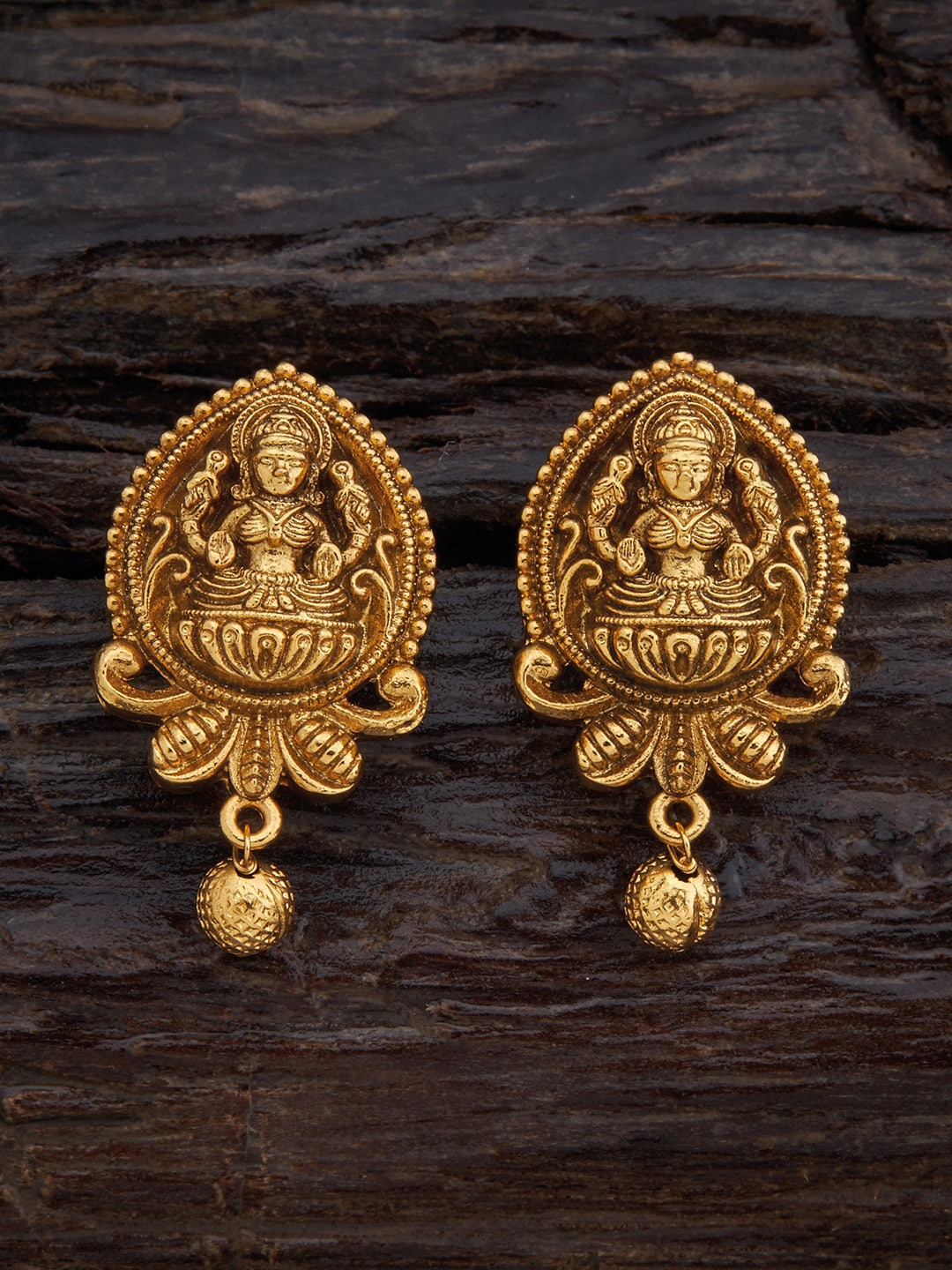 

Kushal's Fashion Jewellery Gold-Plated Drop Earrings