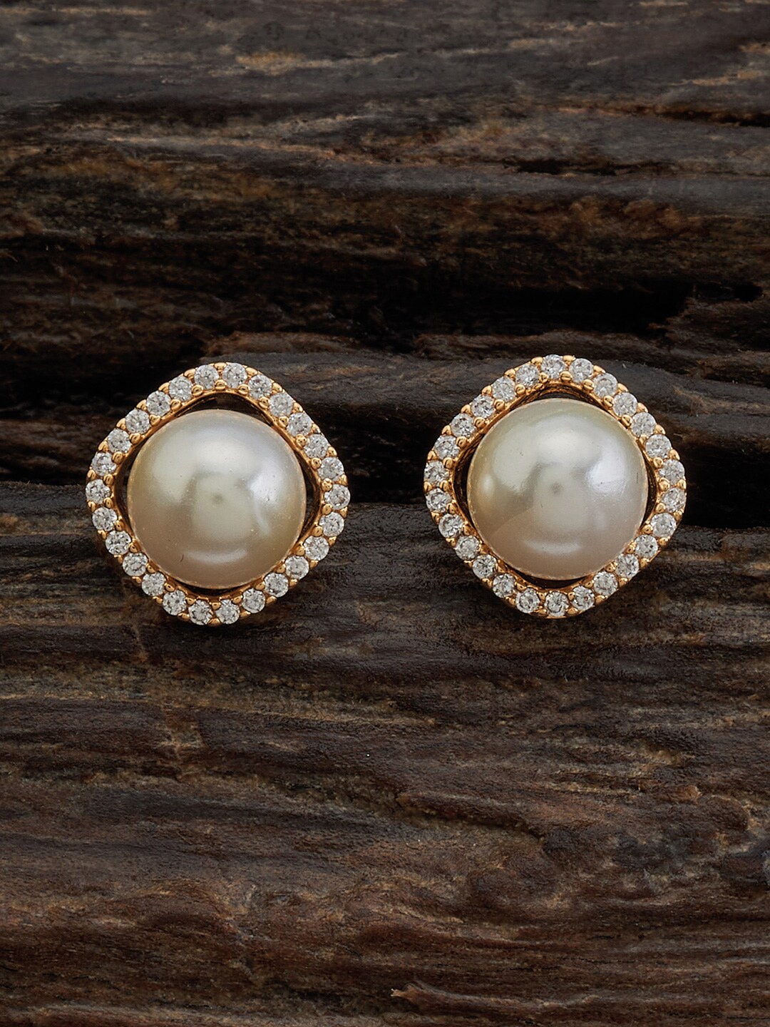 

Kushal's Fashion Jewellery Gold Plated Contemporary Studs Earrings