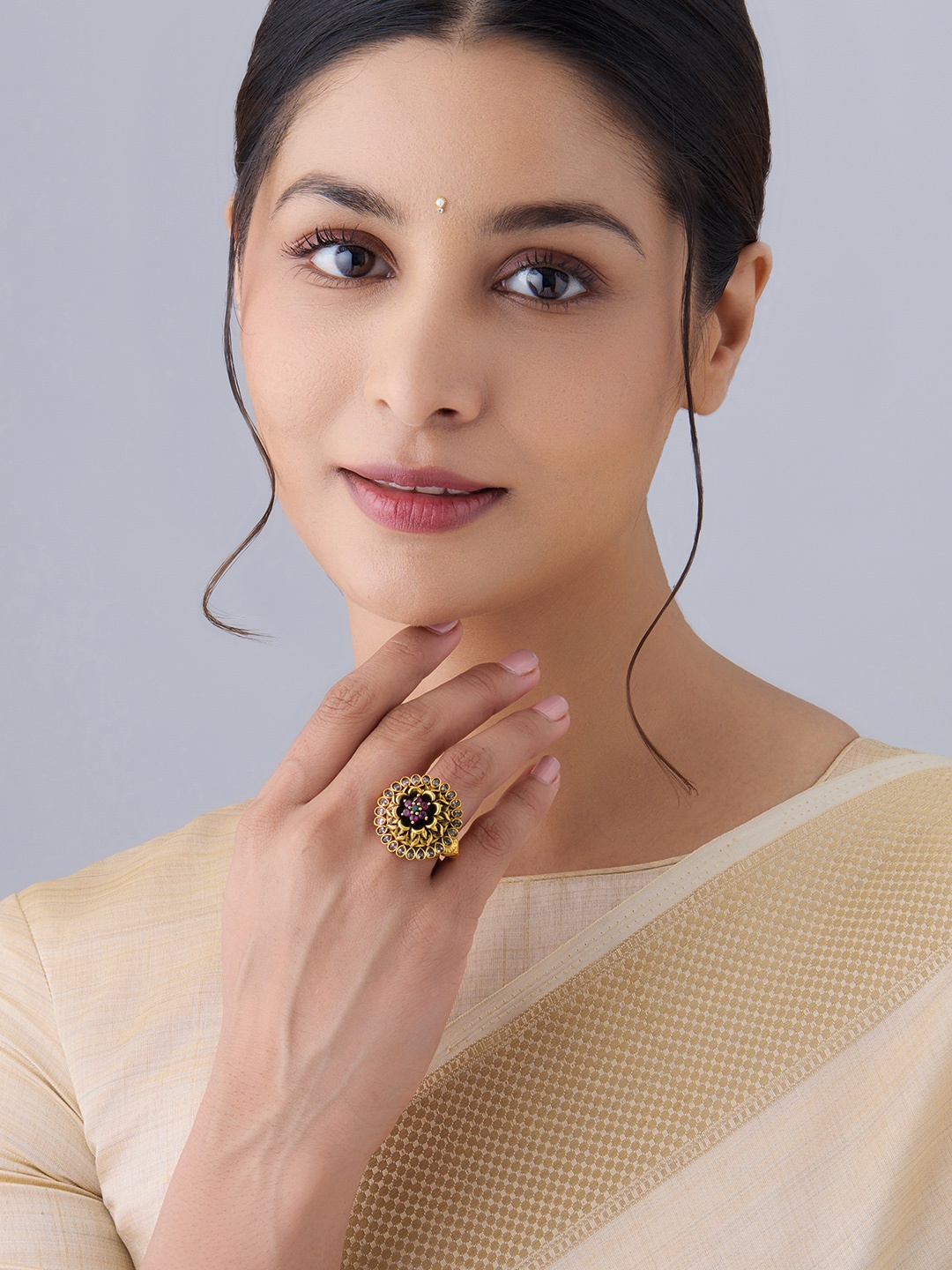 

Kushal's Fashion Jewellery Gold-Plated Stone-Studded Antique Finger Ring