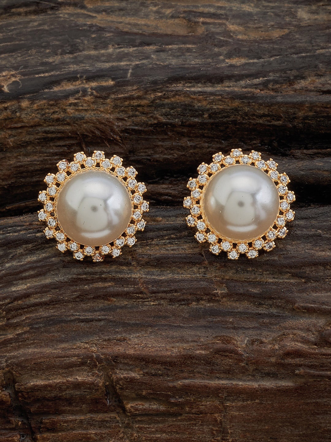 

Kushal's Fashion Jewellery Gold Plated Studs Earrings